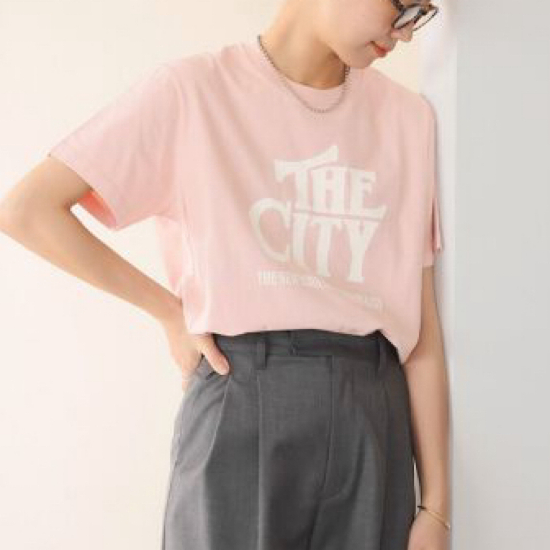 JOURNAL STANDARD relume(ジャーナルスタンダードレリューム)の完売色🩷JOURNAL STANDARD relume CITYロゴTEE  レディースのトップス(Tシャツ(半袖/袖なし))の商品写真