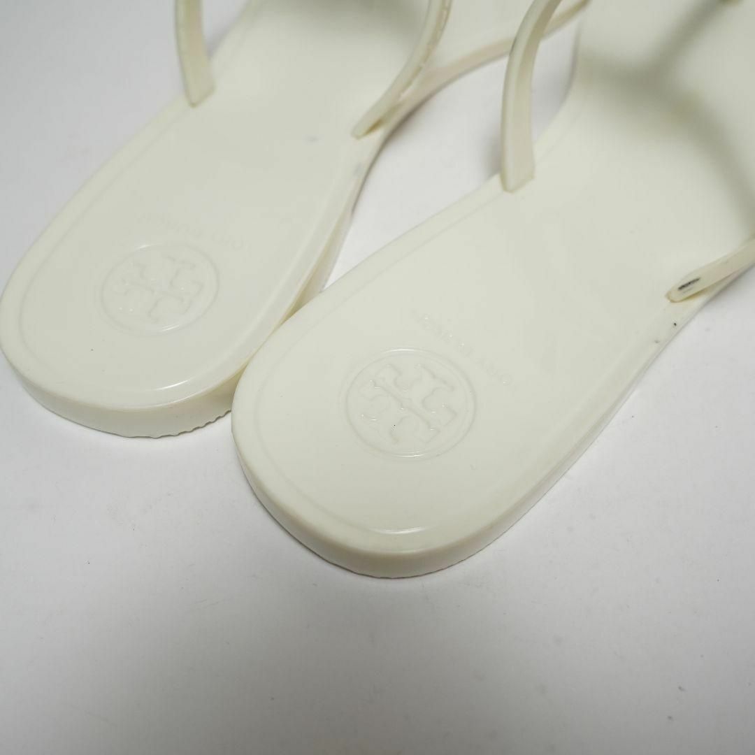 Tory Burch(トリーバーチ)の【新品未使用】TORY BURCH トリーバーチ ラバーサンダル ホワイト レディースの靴/シューズ(サンダル)の商品写真