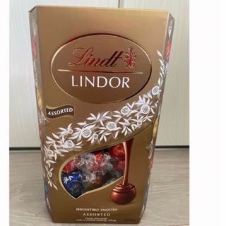 リンツ(Lindt)のリンツ リンドール ゴールド アソート 600g  リンドールチョコレート(菓子/デザート)