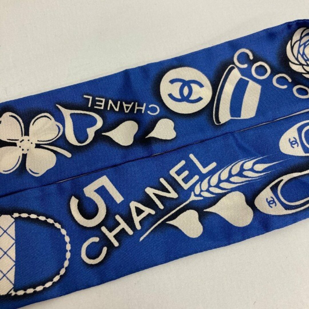 CHANEL(シャネル)の★CHANEL シャネル シルク ヘアバンド ブルー×ホワイト レディースのファッション小物(その他)の商品写真