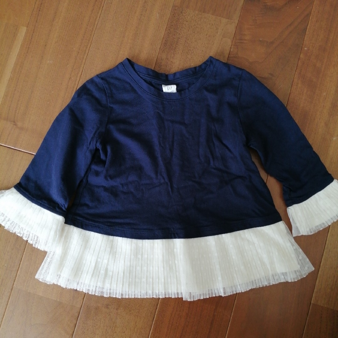 babyGAP(ベビーギャップ)のbabygap トップス キッズ/ベビー/マタニティのキッズ服女の子用(90cm~)(Tシャツ/カットソー)の商品写真