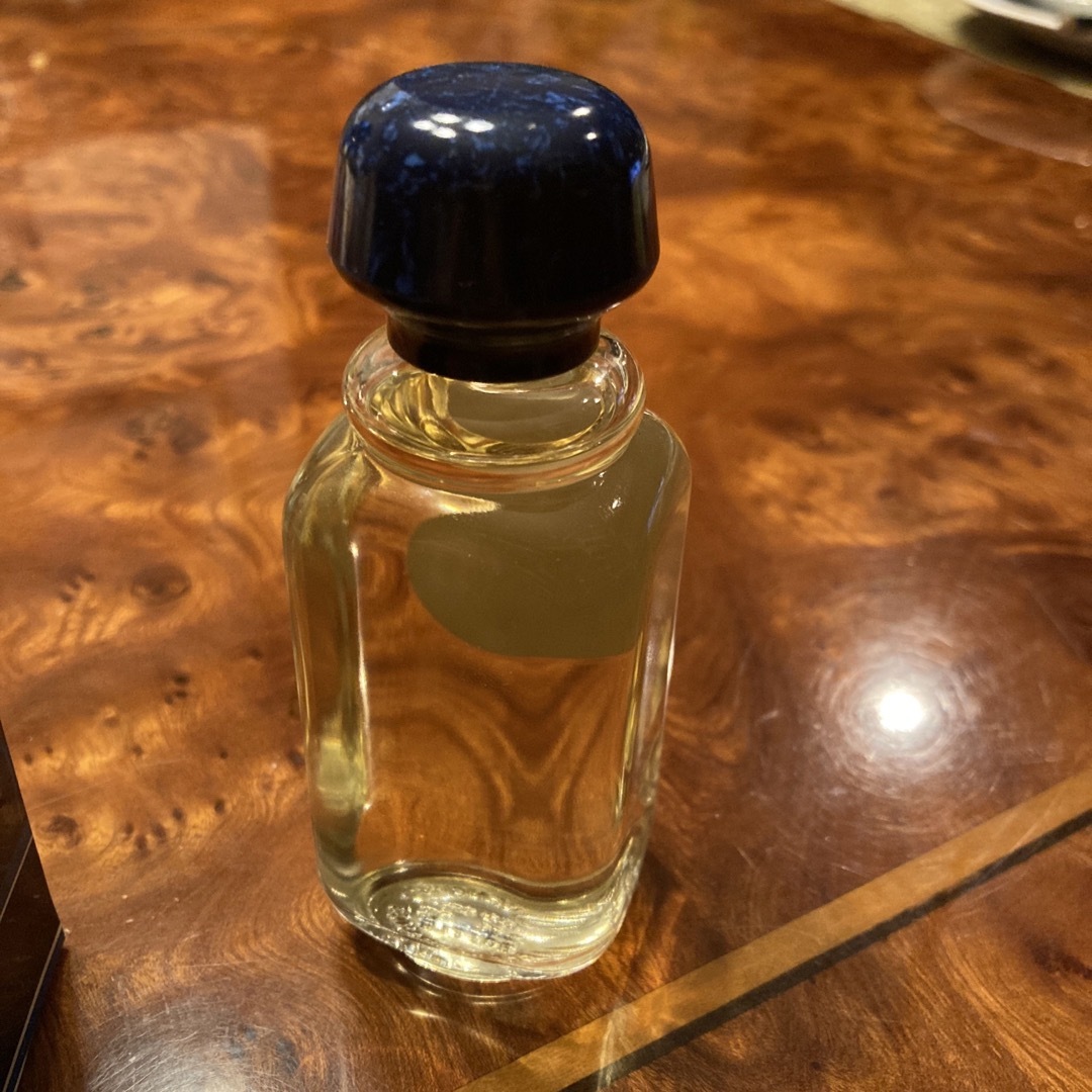 GIVENCHY(ジバンシィ)のEAU DE GIVENCHY 香水 コスメ/美容の香水(香水(女性用))の商品写真