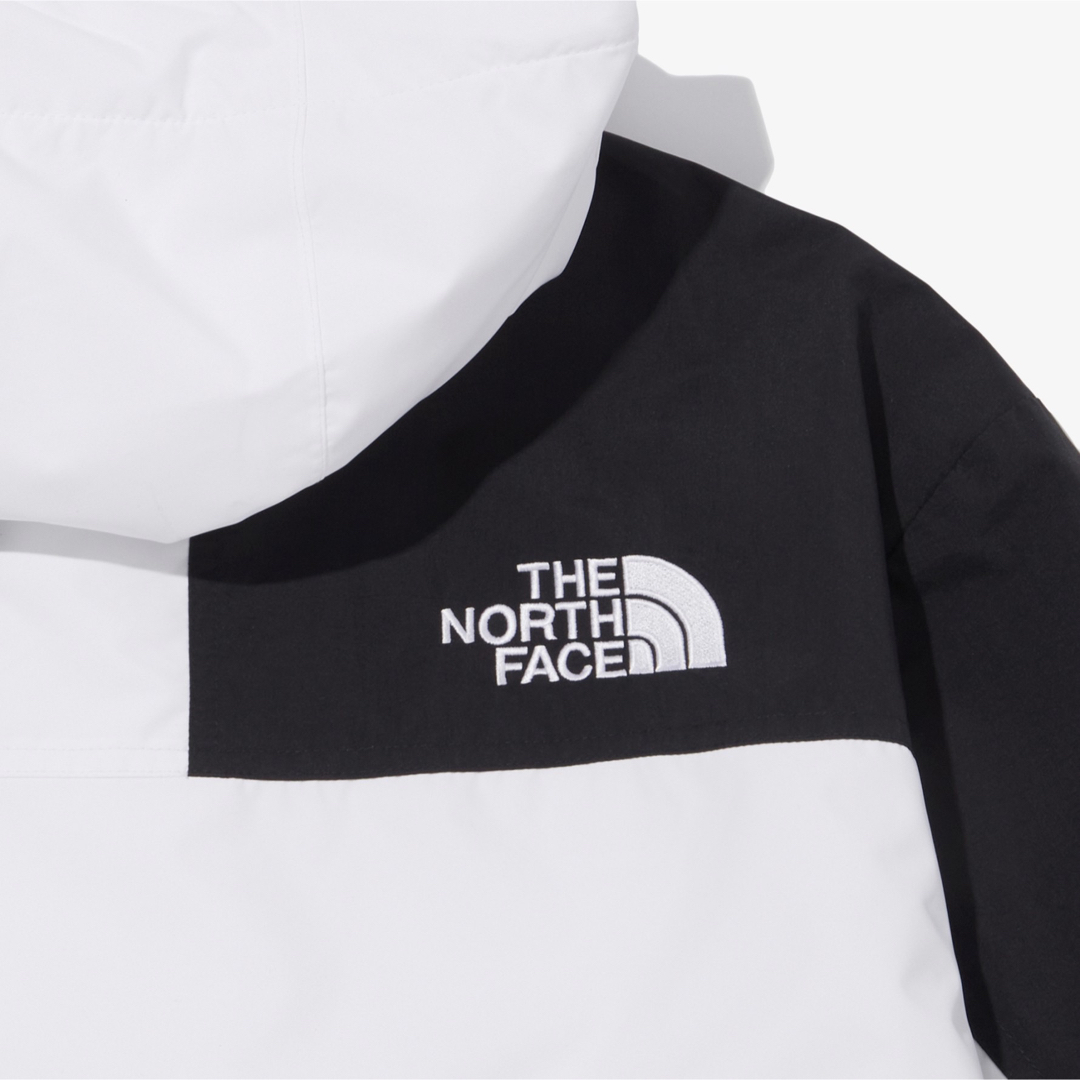 THE NORTH FACE(ザノースフェイス)の新品 ノースフェイス ホワイトレーベル  マウンテンライトジャケット Lサイズ メンズのジャケット/アウター(マウンテンパーカー)の商品写真