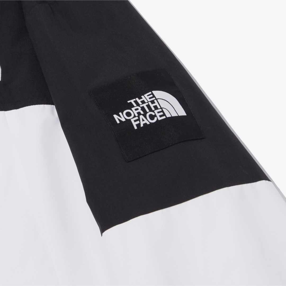 THE NORTH FACE(ザノースフェイス)の新品 ノースフェイス ホワイトレーベル  マウンテンライトジャケット Lサイズ メンズのジャケット/アウター(マウンテンパーカー)の商品写真