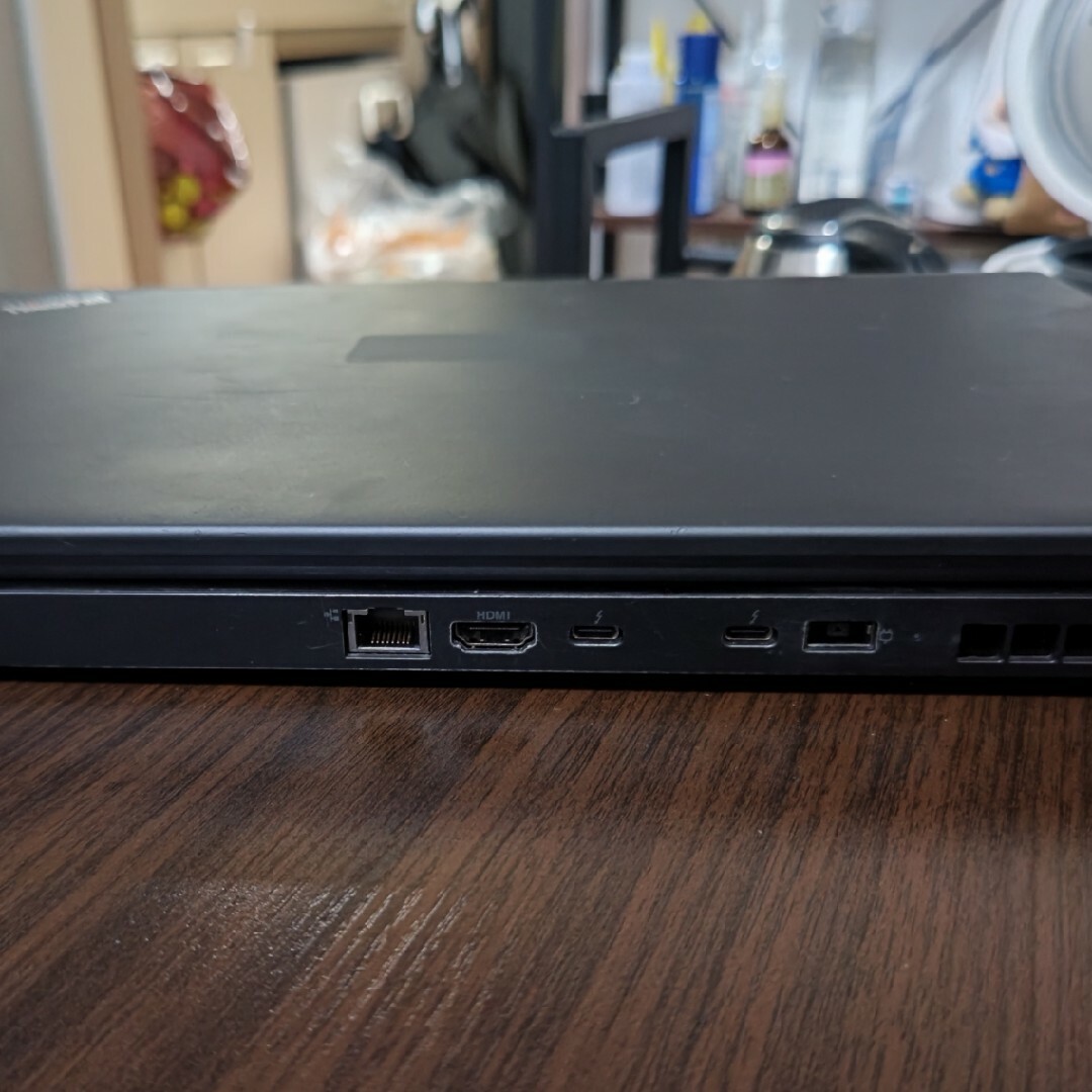 Lenovo(レノボ)の爆速！ThinkPad i7 32GB SSD+HDD Quadro P2000 スマホ/家電/カメラのPC/タブレット(ノートPC)の商品写真