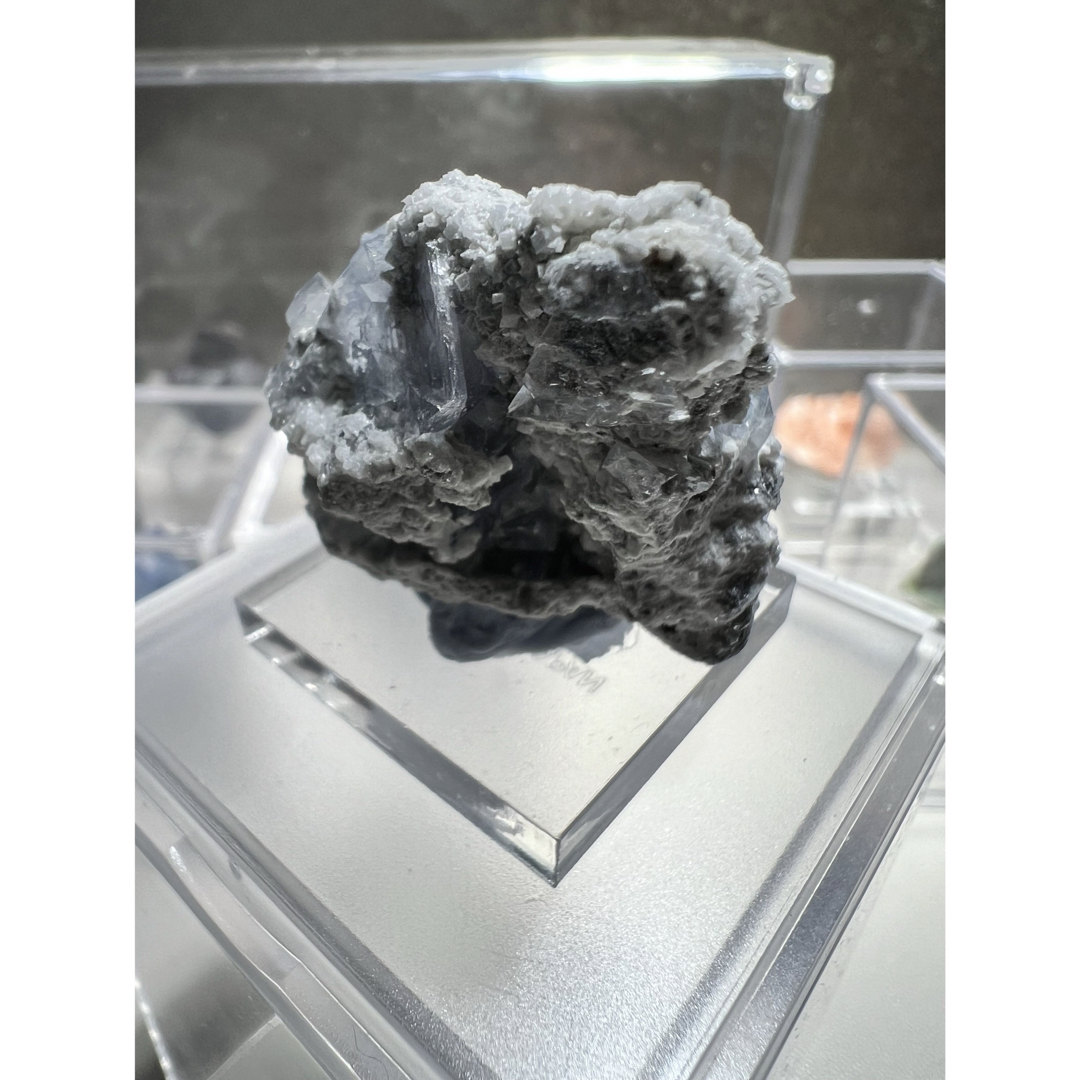 湖南省　フローライト（蛍石）　鉱物標本 エンタメ/ホビーのコレクション(その他)の商品写真