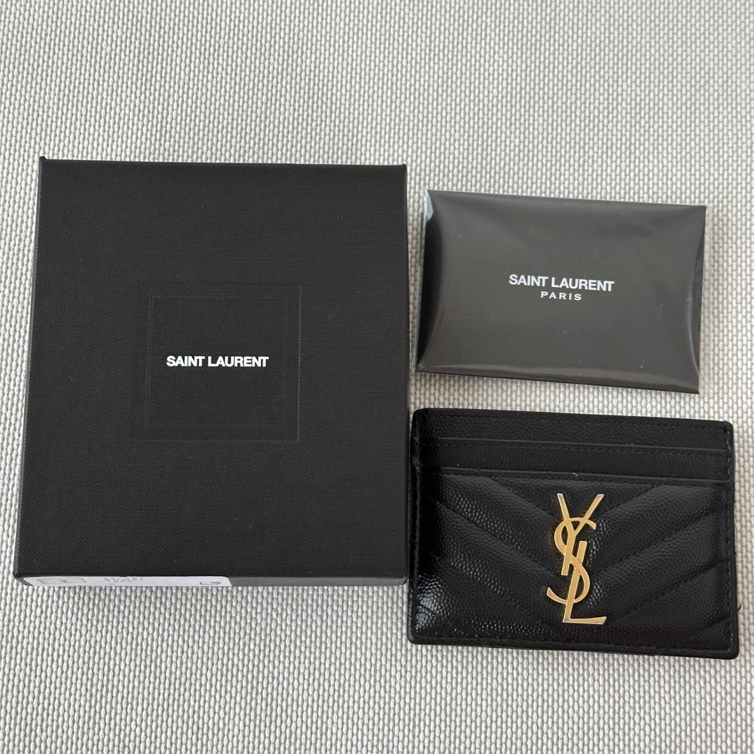 Yves Saint Laurent(イヴサンローラン)の《正規品》イブサンローラン　カードケース レディースのファッション小物(パスケース/IDカードホルダー)の商品写真