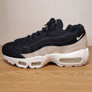 ナイキ(NIKE)の美品 大人気 NIKE WMNS AIR MAX 95 PREMIUM 24.5(スニーカー)