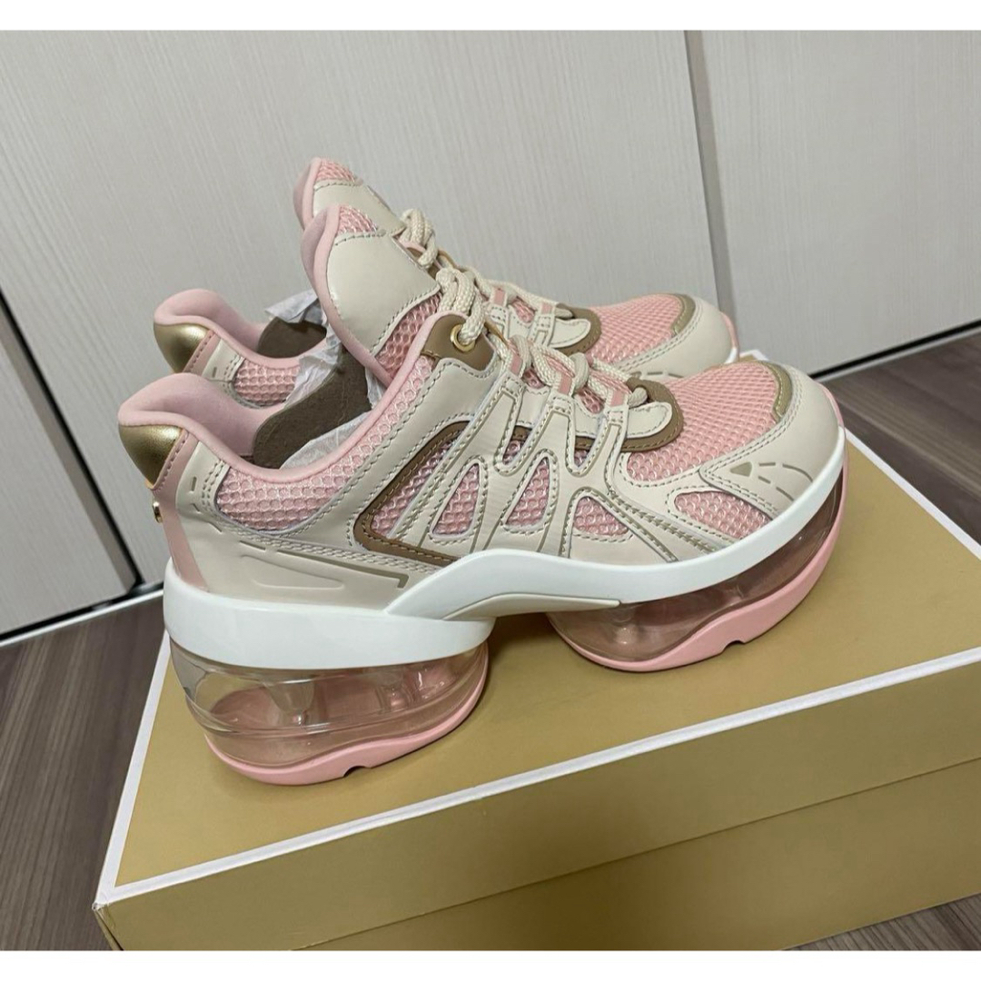 Michael Kors(マイケルコース)のマイケルコース⭐︎OLYMPIA SPORT エクストリーム スニーカー レディースの靴/シューズ(スニーカー)の商品写真