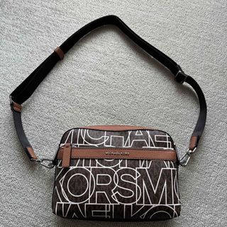 Michael Kors - MICHAELKORSのショルダーバック　新品未使用