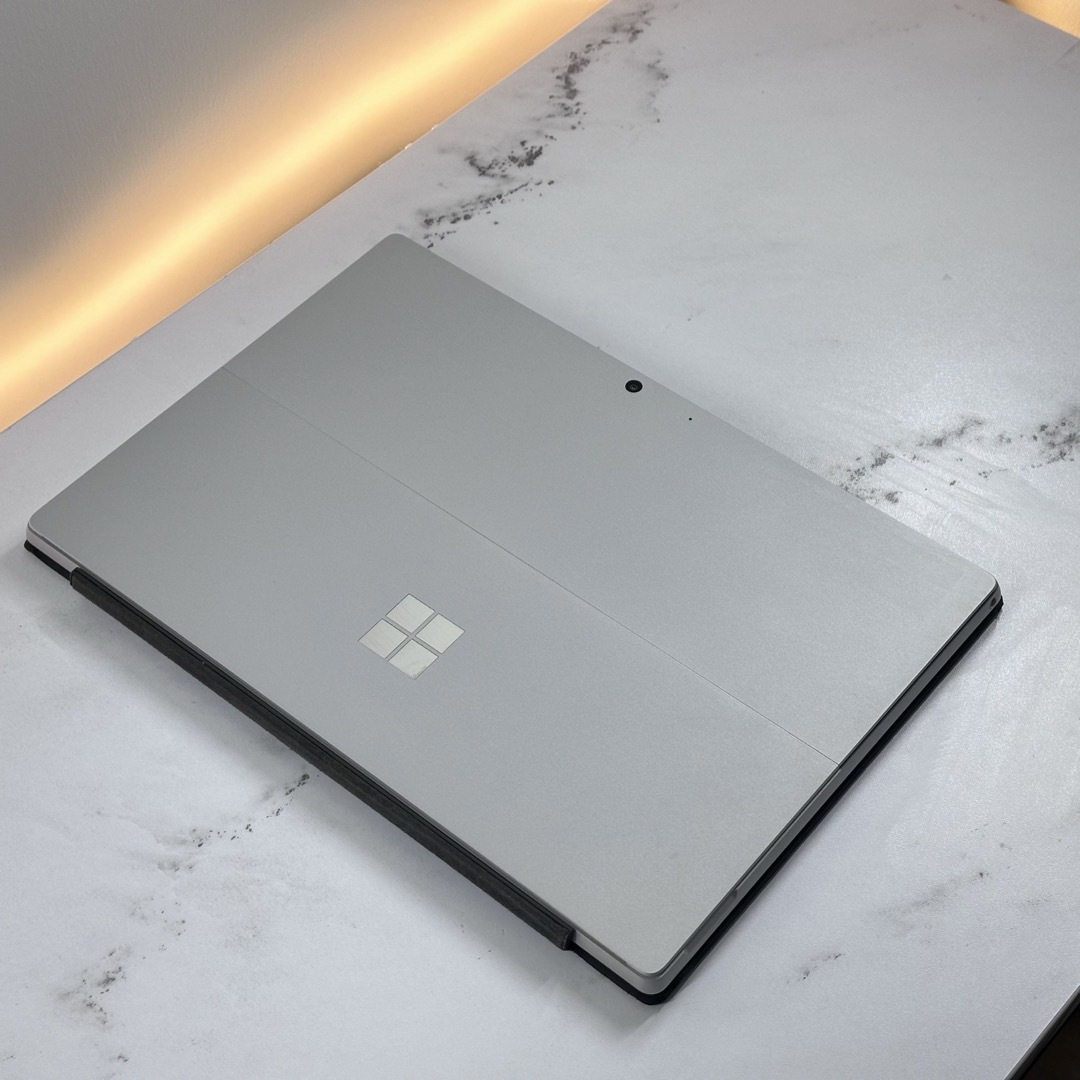 Microsoft - 即配！超美品 Surface Pro7 i5 8 SSD 256 Officeの通販 by  パグのパソコン工房・土日は日曜に月曜に発送｜マイクロソフトならラクマ
