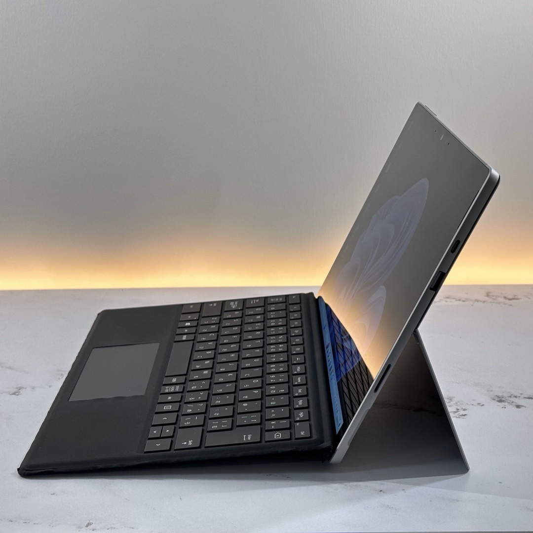 即配!超美品 Surface Pro7 i5 8 SSD 256 Office PC/タブレット 即配!超美品 Surface Pro7 i5 8 SSD 256 Office PC/タブレット