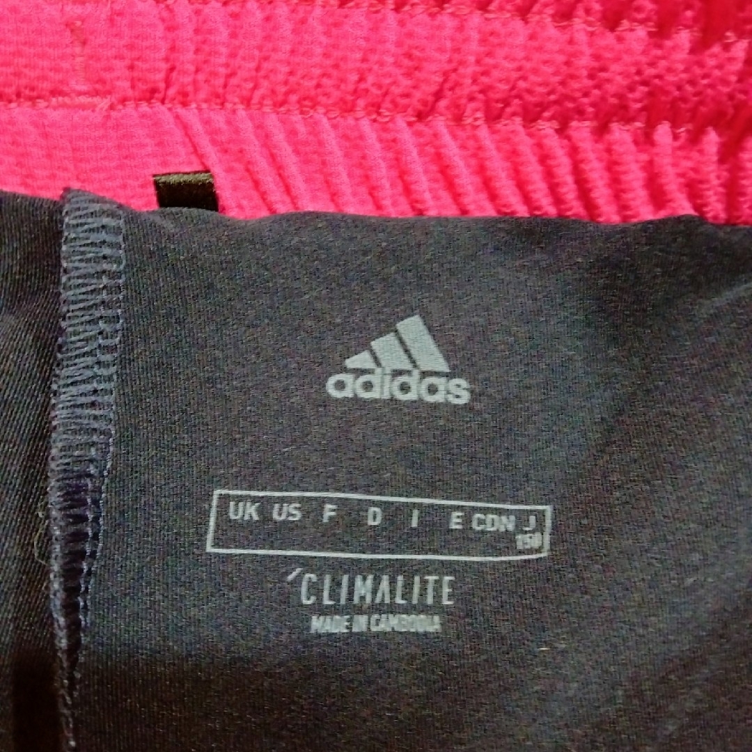 adidas(アディダス)のアディダス　ショートパンツ150 キッズ/ベビー/マタニティのキッズ服男の子用(90cm~)(パンツ/スパッツ)の商品写真