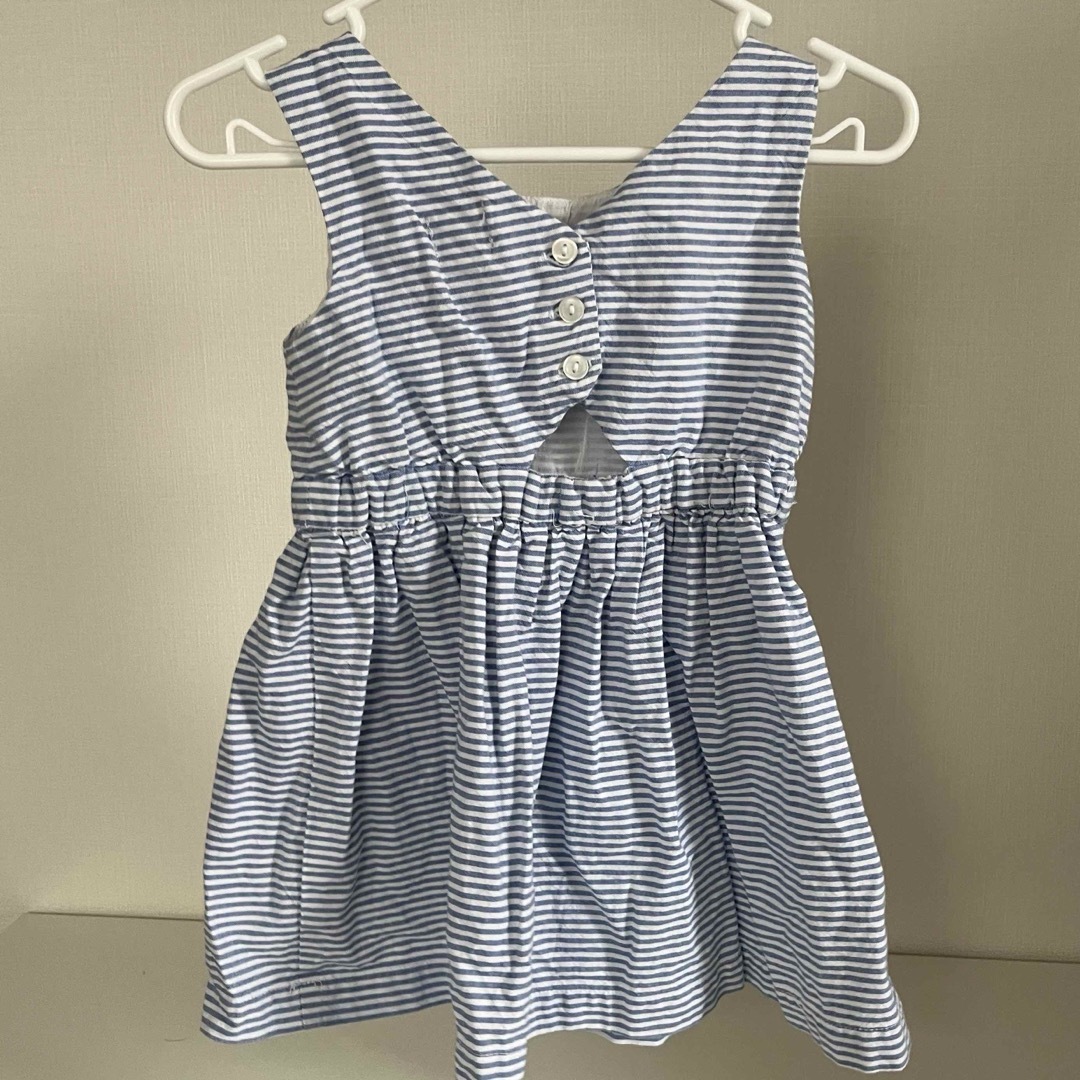 babyGAP(ベビーギャップ)のbabyGAP ワンピース　８０ キッズ/ベビー/マタニティのベビー服(~85cm)(ワンピース)の商品写真