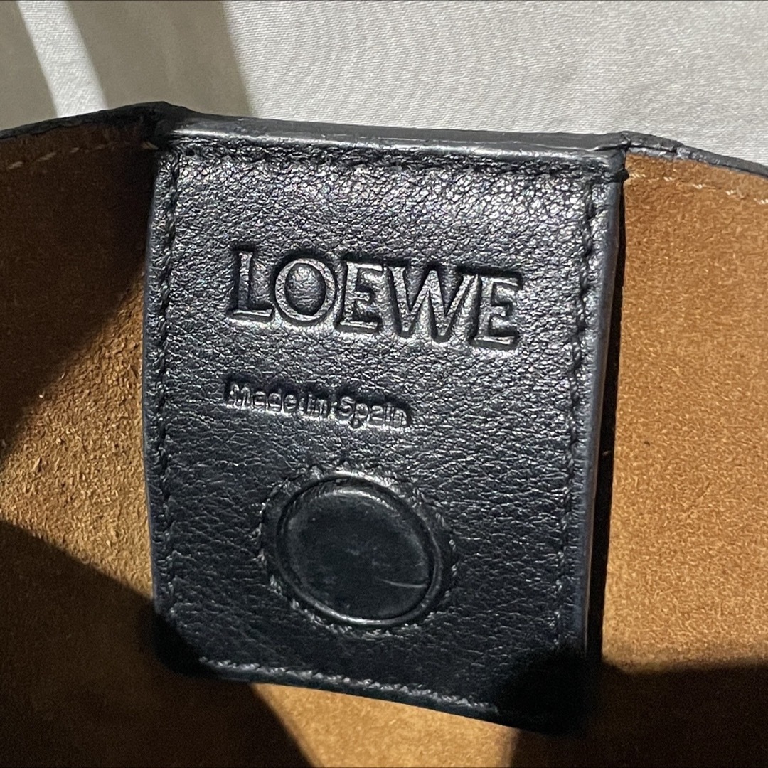 LOEWE(ロエベ)の美品 ロエベ Tショッパー トートバッグ リピート アナグラム  LOEWE レディースのバッグ(トートバッグ)の商品写真