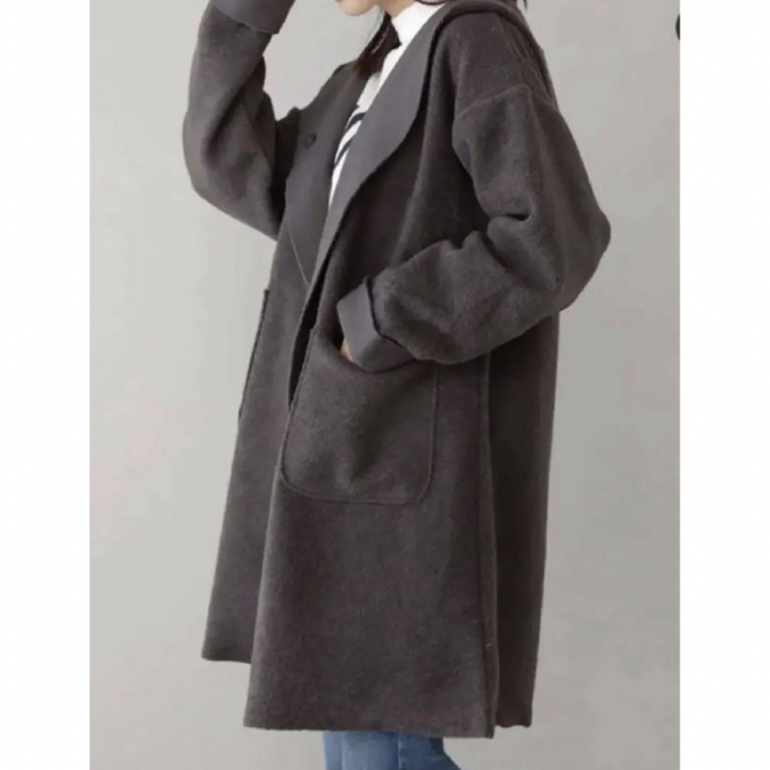 Bou Jeloud(ブージュルード)の新品　ブージュルード　ライトボアボンディングロングコート レディースのジャケット/アウター(ロングコート)の商品写真