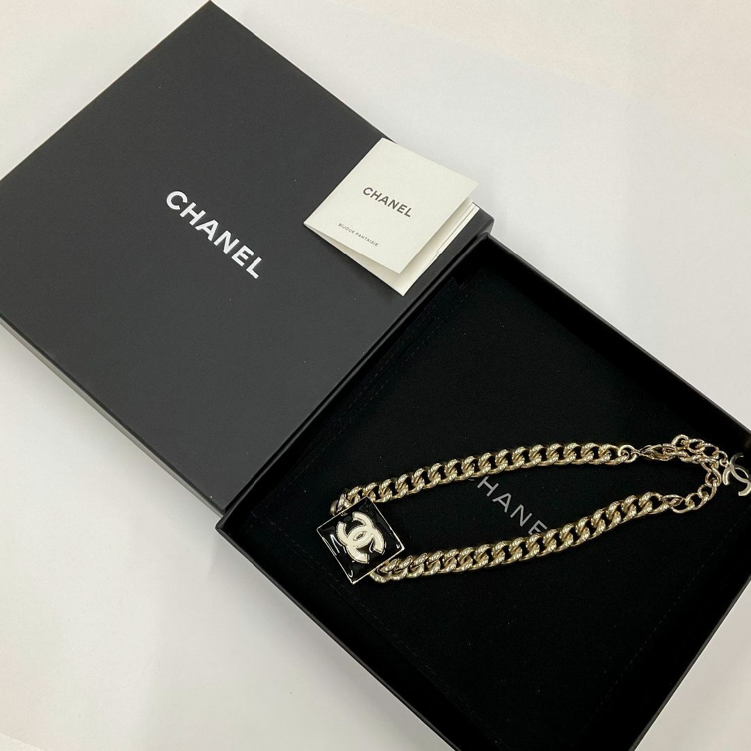 CHANEL(シャネル)の8977 シャネル ココマーク チョーカー スクエア チェーン ネックレス  レディースのアクセサリー(ネックレス)の商品写真