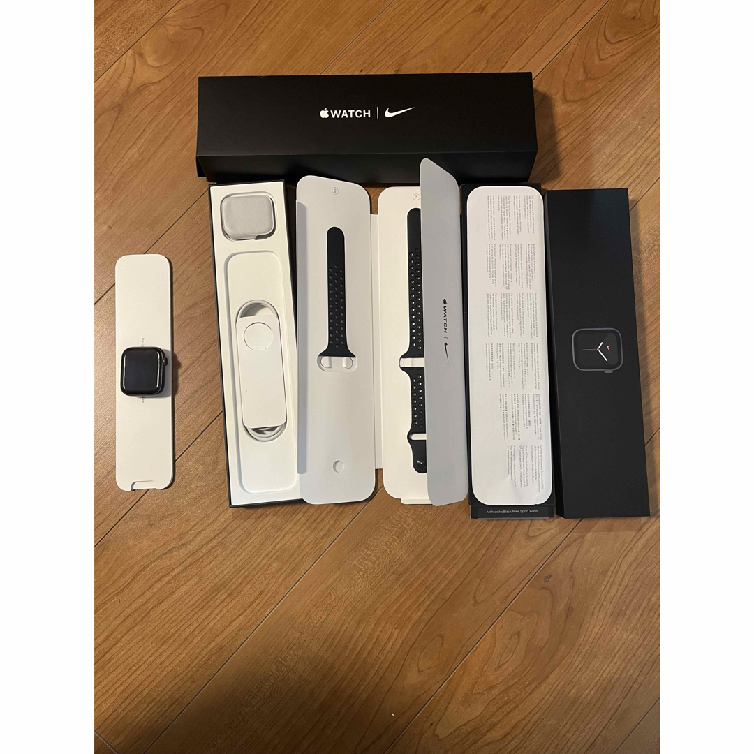 Apple(アップル)のAPPLE APPLE WATCH6 NIKE 44 SGAL ANTB スマホ/家電/カメラのスマートフォン/携帯電話(その他)の商品写真