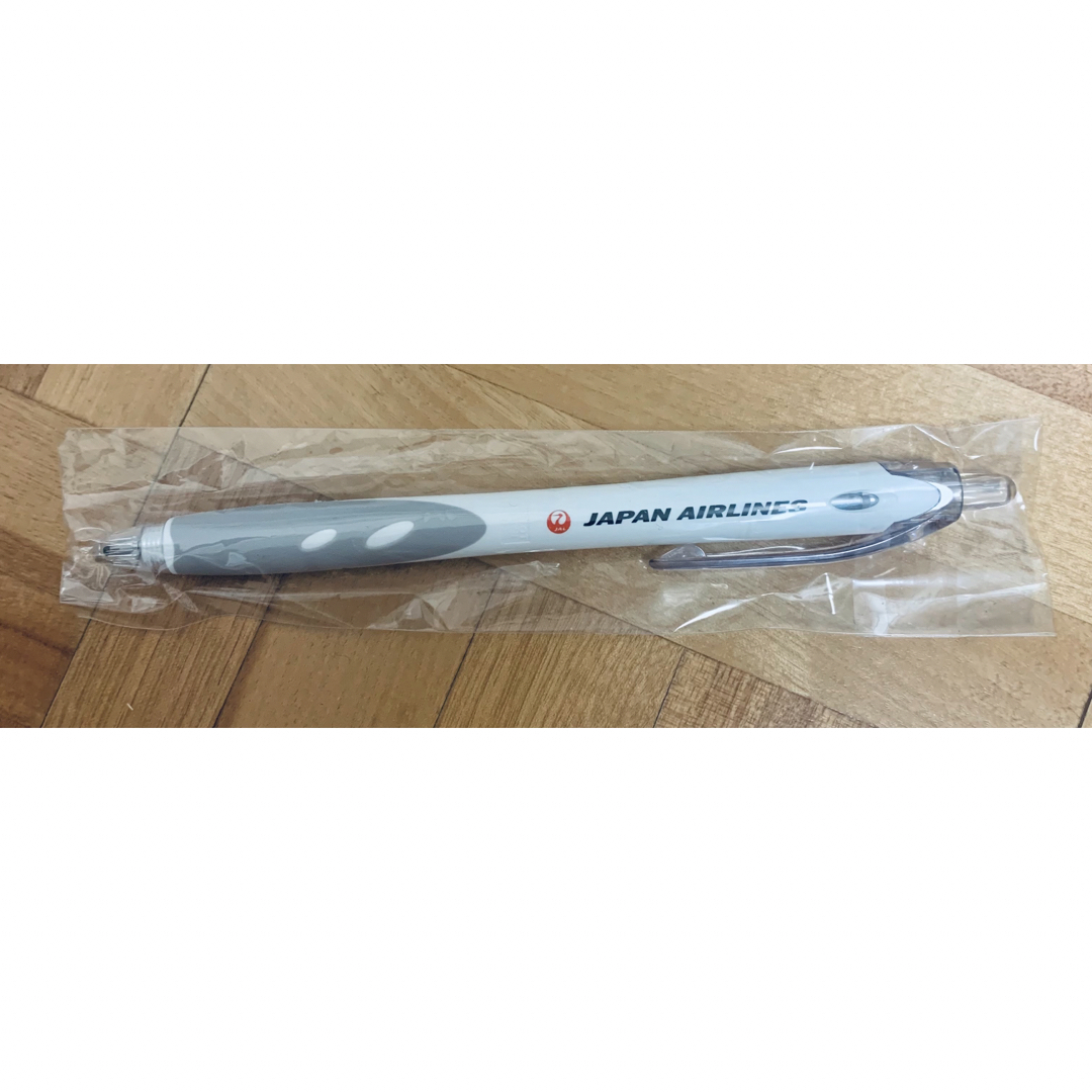 JAL(日本航空)(ジャル(ニホンコウクウ))の新品 JAL ボールペン エンタメ/ホビーのコレクション(ノベルティグッズ)の商品写真