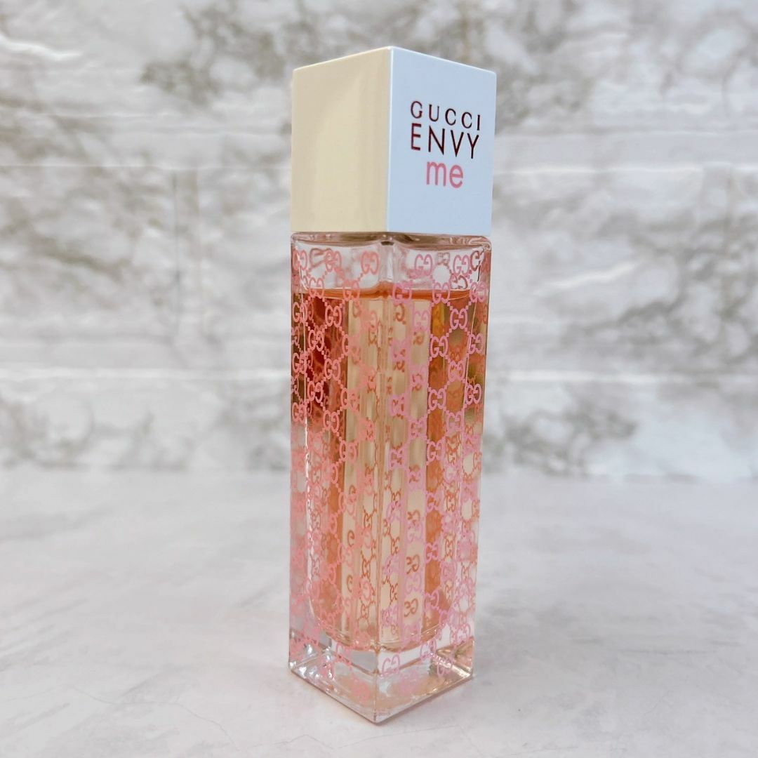 Gucci(グッチ)の超希少レア香水★廃盤 グッチ エンヴィ ミー envy 30ml EDT 絶版 コスメ/美容のリラクゼーション(アロマポット/アロマランプ/芳香器)の商品写真