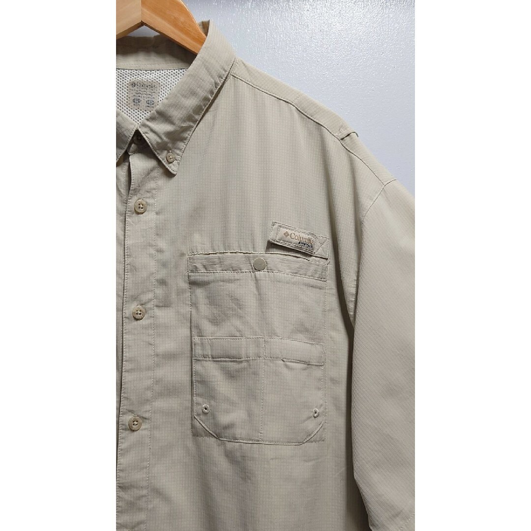 Columbia(コロンビア)のColumbia PFG 半袖 フィッシング シャツ ベージュ XL メンズのトップス(シャツ)の商品写真