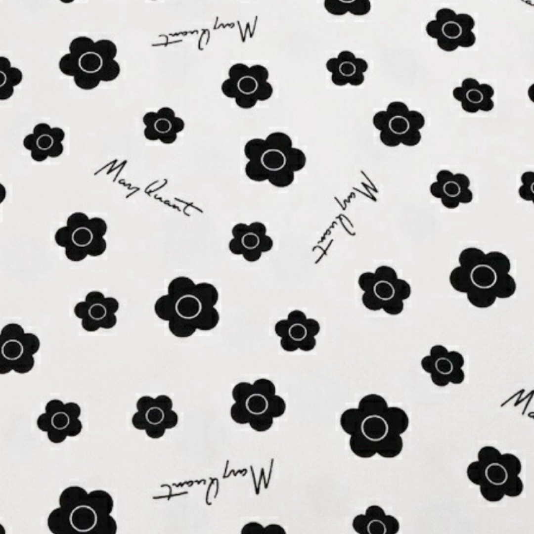 MARY QUANT(マリークワント)のMARY QUANT マリークヮント ミニデイジー オフホワイト 50×50cm ハンドメイドの素材/材料(生地/糸)の商品写真