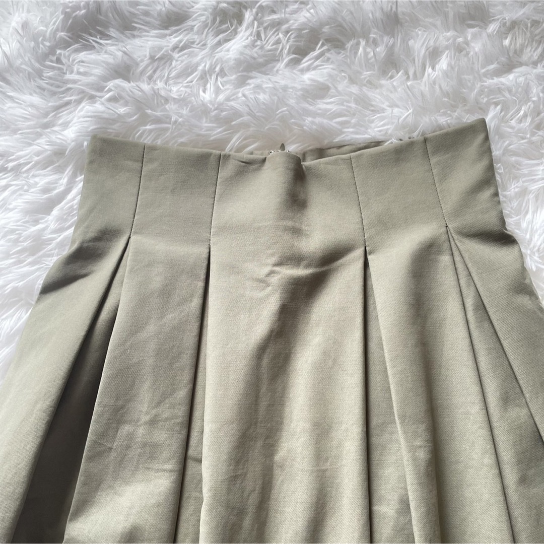 CLANE(クラネ)のCLANE♡クラネ　HIGH WAIST VOLUME MAXI SKIRT レディースのスカート(ロングスカート)の商品写真