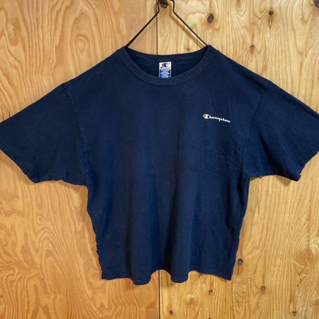 Champion(チャンピオン)のチャンピオン XXL Tシャツ ワンポイント ネイビー ロゴ USA古着 90s メンズのトップス(Tシャツ/カットソー(半袖/袖なし))の商品写真