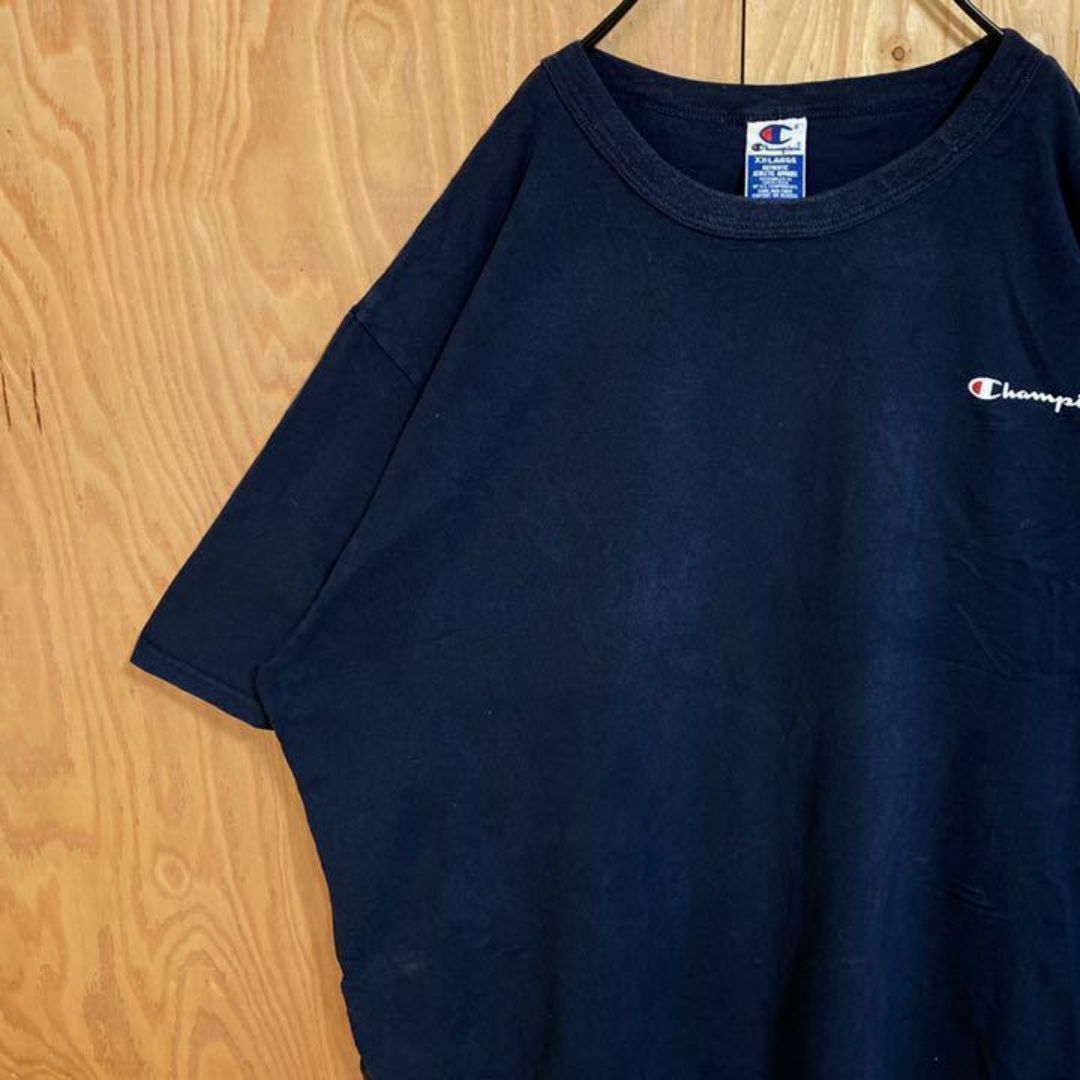 Champion(チャンピオン)のチャンピオン XXL Tシャツ ワンポイント ネイビー ロゴ USA古着 90s メンズのトップス(Tシャツ/カットソー(半袖/袖なし))の商品写真