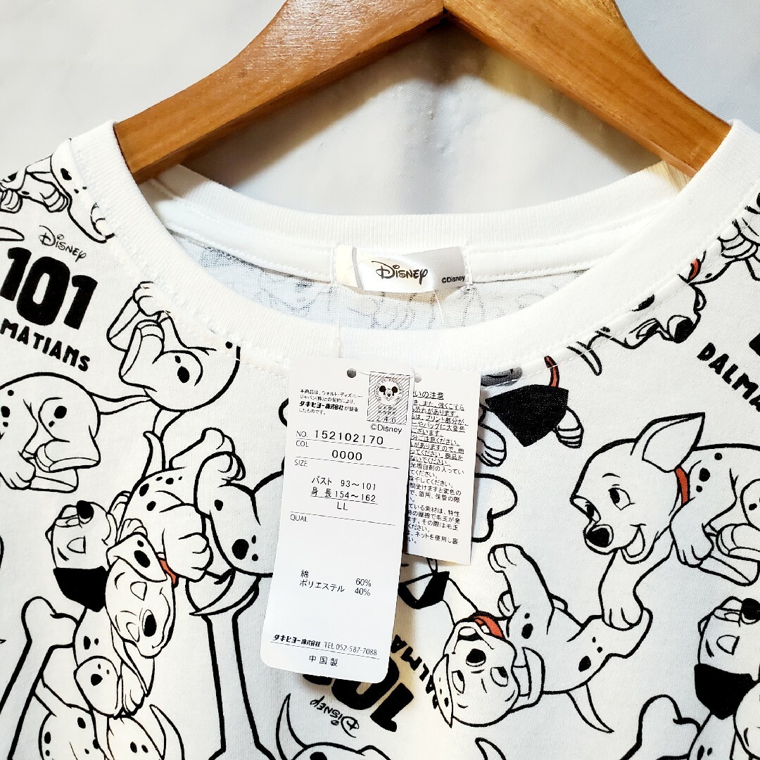 Disney(ディズニー)の新品 101匹わんちゃん Tシャツ ディズニー 半袖 総柄 ダルメシアン 白 レディースのトップス(Tシャツ(半袖/袖なし))の商品写真