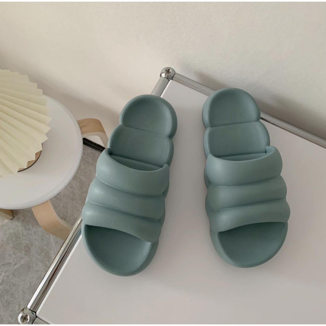 マシュマロ サンダル スリッパ 韓国 レディース グリーン レディースの靴/シューズ(サンダル)の商品写真