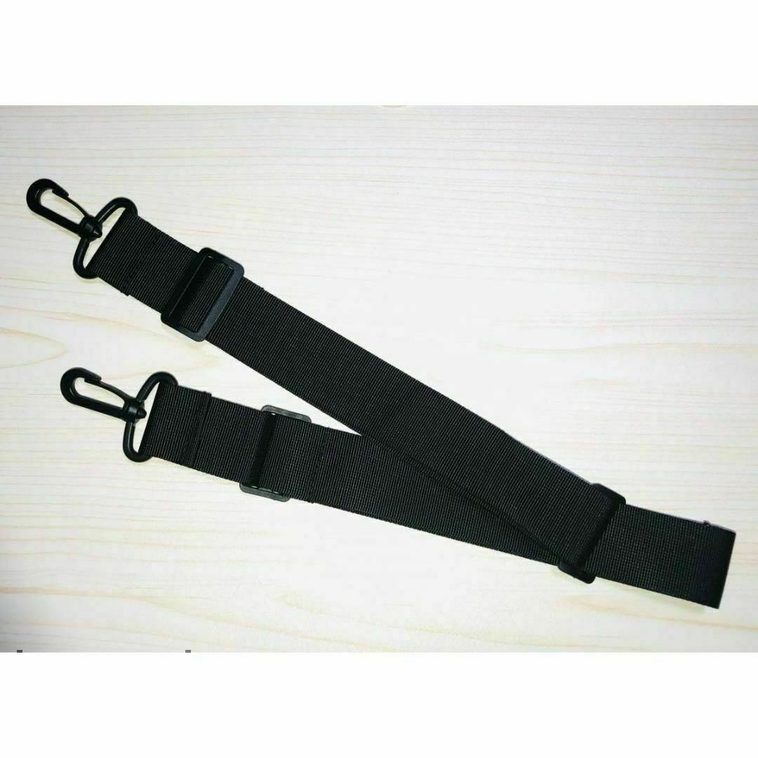 男女兼用 黒ショルダーバッグ ボディバッグ 斜め掛け 大容量 サコッシュ 韓国 メンズのバッグ(ショルダーバッグ)の商品写真