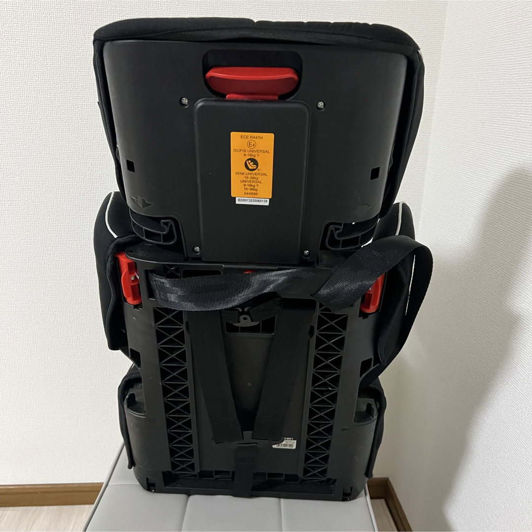 西松屋(ニシマツヤ)のクレイドル オーカ ISOFIX チャイルドシート モバイル  BD-801 キッズ/ベビー/マタニティの外出/移動用品(自動車用チャイルドシート本体)の商品写真