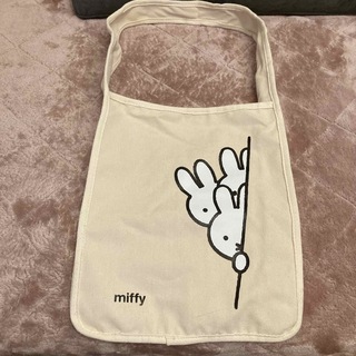 ミッフィー(miffy)のmiffy ミッフィー キャンパス生地 トートバッグ 未使用 大容量(トートバッグ)