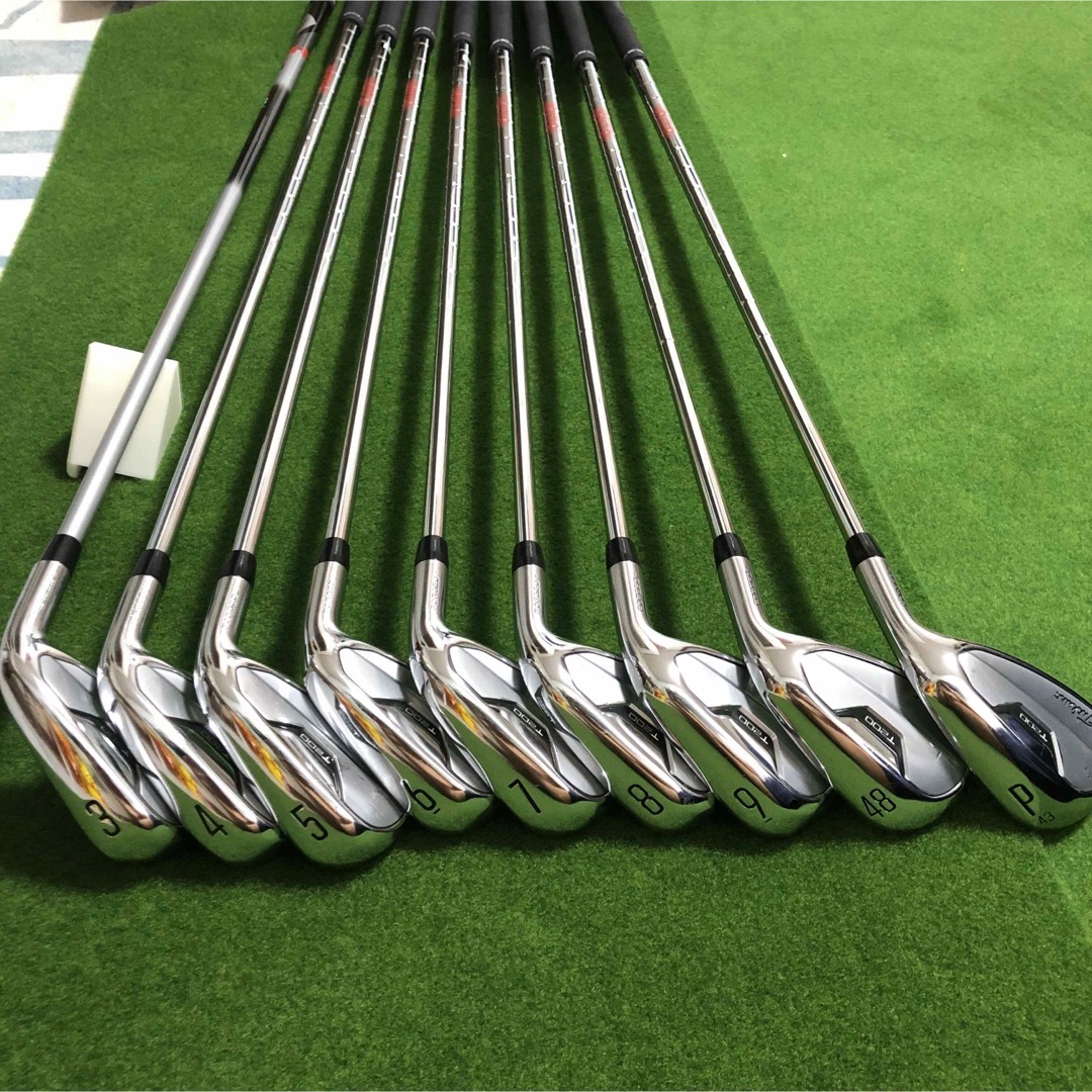 Titleist(タイトリスト)のタイトリスト　T200(2021) アイアン　3U.4U.5〜9.P.W 9本 スポーツ/アウトドアのゴルフ(クラブ)の商品写真