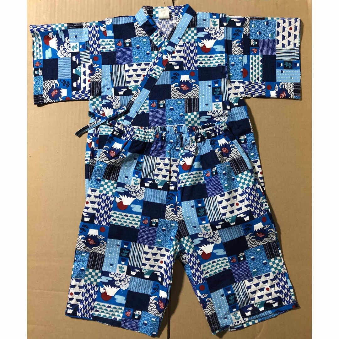 富士山和柄甚平　日本製　１００cm キッズ/ベビー/マタニティのキッズ服男の子用(90cm~)(甚平/浴衣)の商品写真