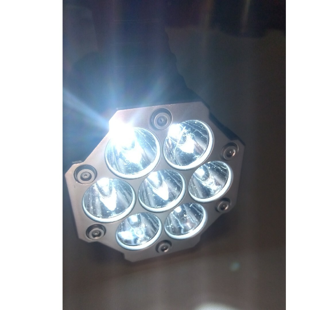 LED７連ライト インテリア/住まい/日用品のライト/照明/LED(その他)の商品写真