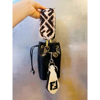 フェンディ(FENDI)の最終価格‼︎ FENDI モントレゾールミニ バッグ ３点セット(ハンドバッグ)