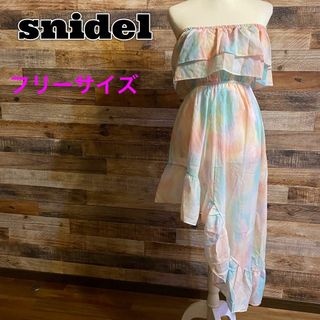 スナイデル(SNIDEL)の【未使用】スナイデル　ベアトップ　ワンピ　アシンメトリー(その他)