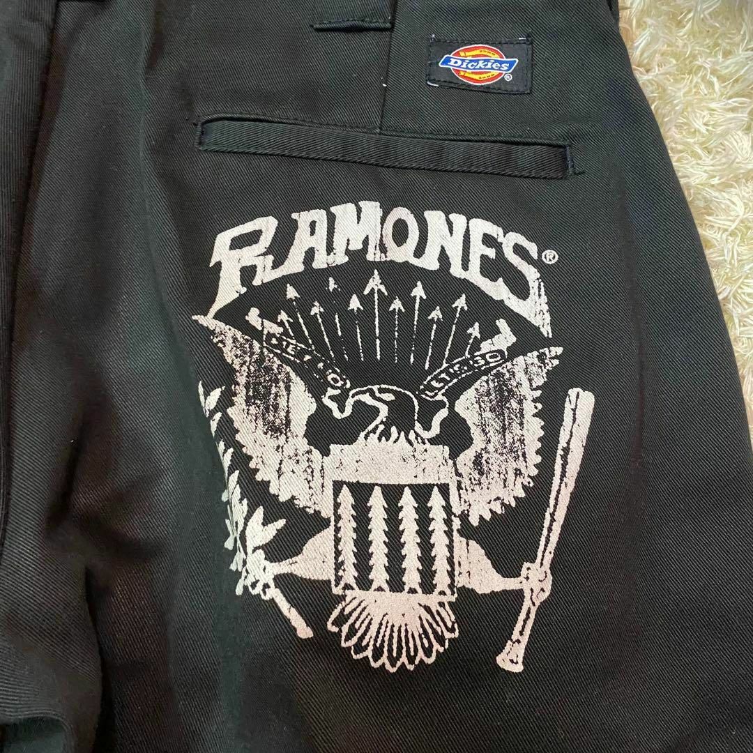 Dickies(ディッキーズ)の【希少】Dickies ×RAMONES バンド　パンツ　メンズW30 メンズのパンツ(ワークパンツ/カーゴパンツ)の商品写真