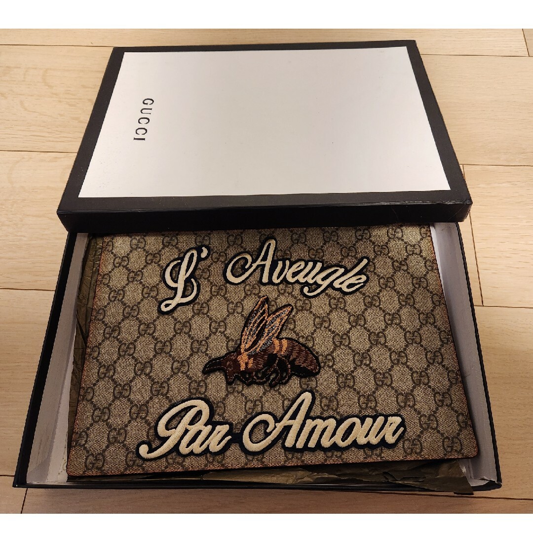 GUCCI - 国内未入荷✨美品GUCCIクラッチバッグ蜂刺繍の通販 by GUCCI - 国内未入荷✨美品GUCCIクラッチバッグ蜂刺繍の通販 by