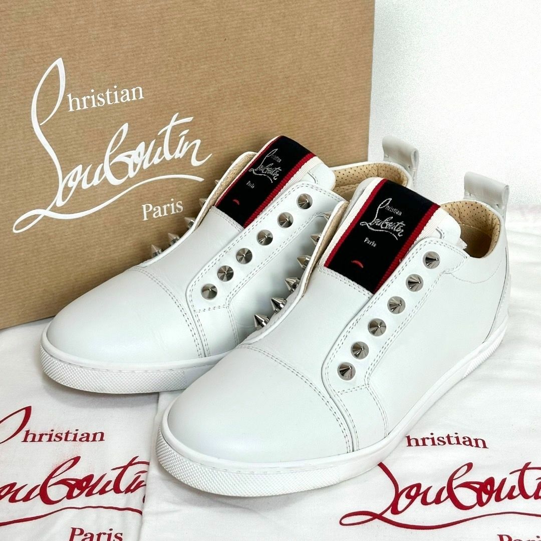 Christian Louboutin(クリスチャンルブタン)の極美品☆現行品☆クリスチャンルブタン レザースニーカー 23CM スパイク レディースの靴/シューズ(スニーカー)の商品写真