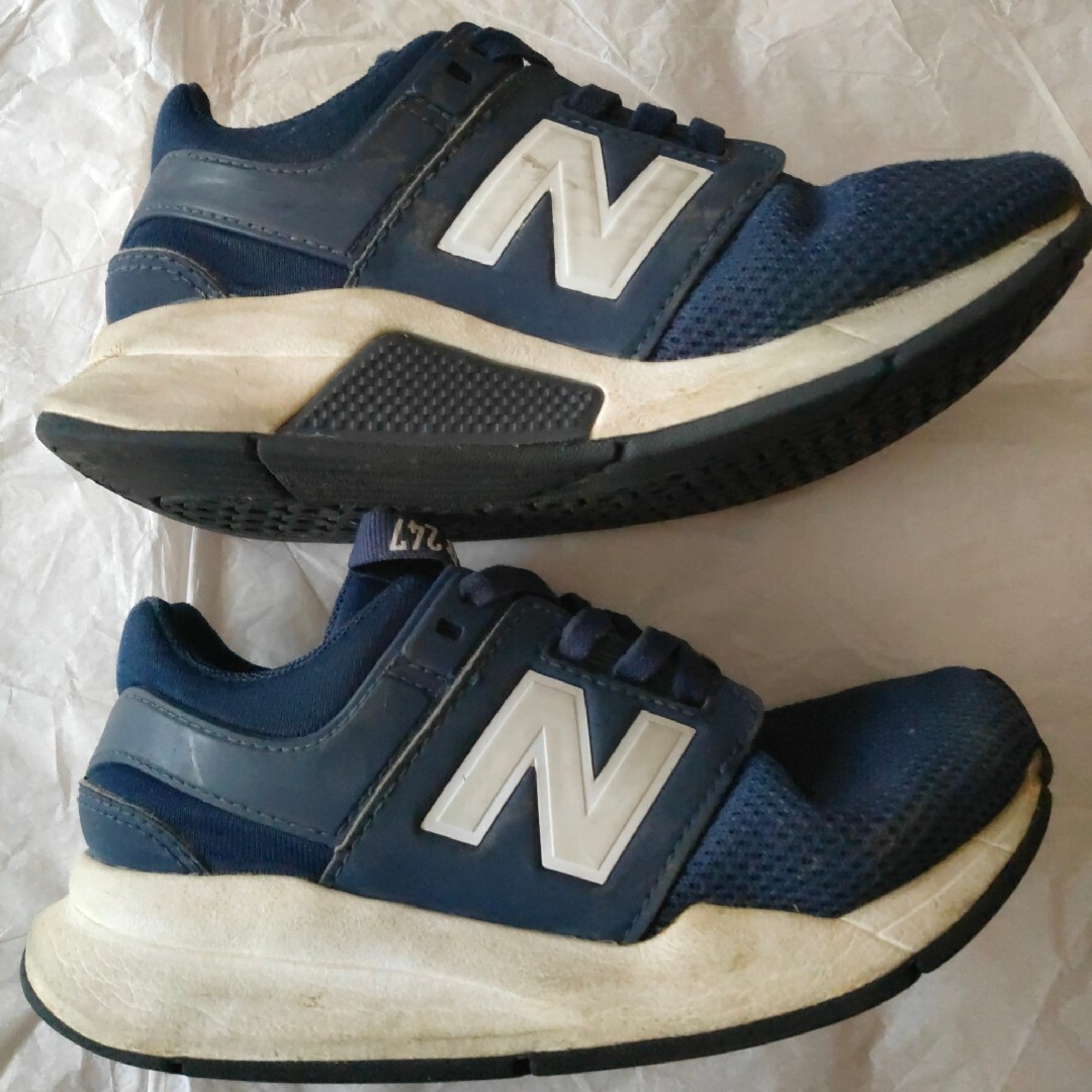 New Balance(ニューバランス)のニューバランス ネイビー19cm キッズ/ベビー/マタニティのキッズ靴/シューズ(15cm~)(スニーカー)の商品写真