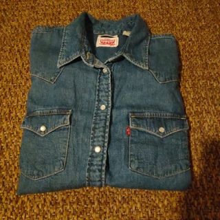 リーバイス(Levi's)のLevi's デニムシャツ(シャツ/ブラウス(半袖/袖なし))