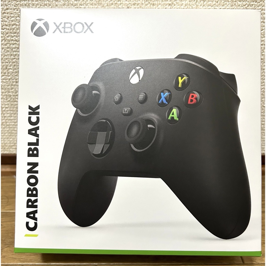 Xbox(エックスボックス)の新品 Xbox ワイヤレスコントローラー カーボンブラック エンタメ/ホビーのゲームソフト/ゲーム機本体(その他)の商品写真