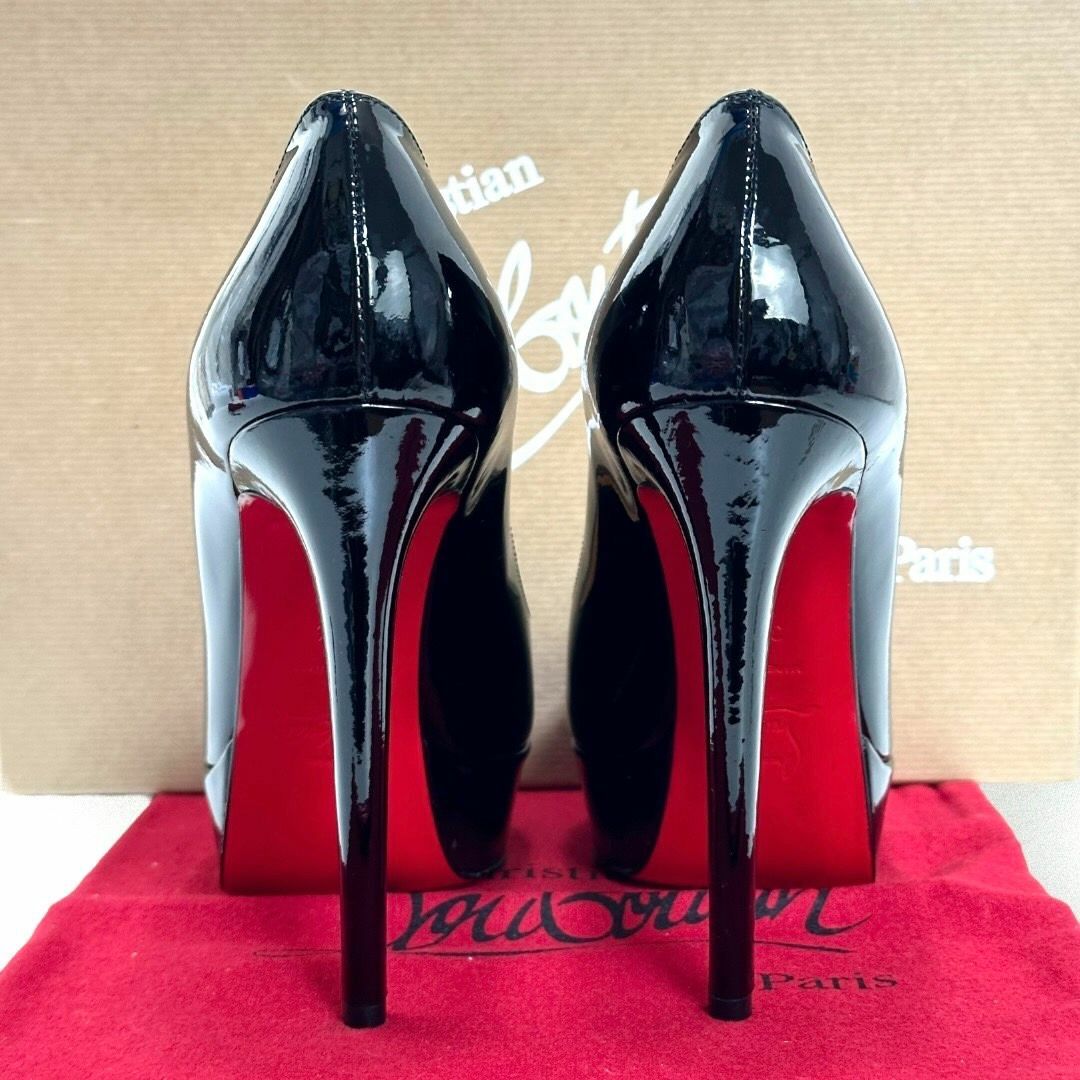 ☆未使用☆Christian Louboutin 37.5 ハイヒール 黒 ☆未使用☆Christian Louboutin 37.5 ハイヒール 黒