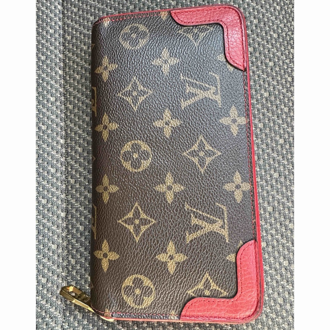 LOUIS VUITTON(ルイヴィトン)のルイ ヴィトン LOUIS VUITTON ジッピーウォレット 長財布   メンズのファッション小物(長財布)の商品写真