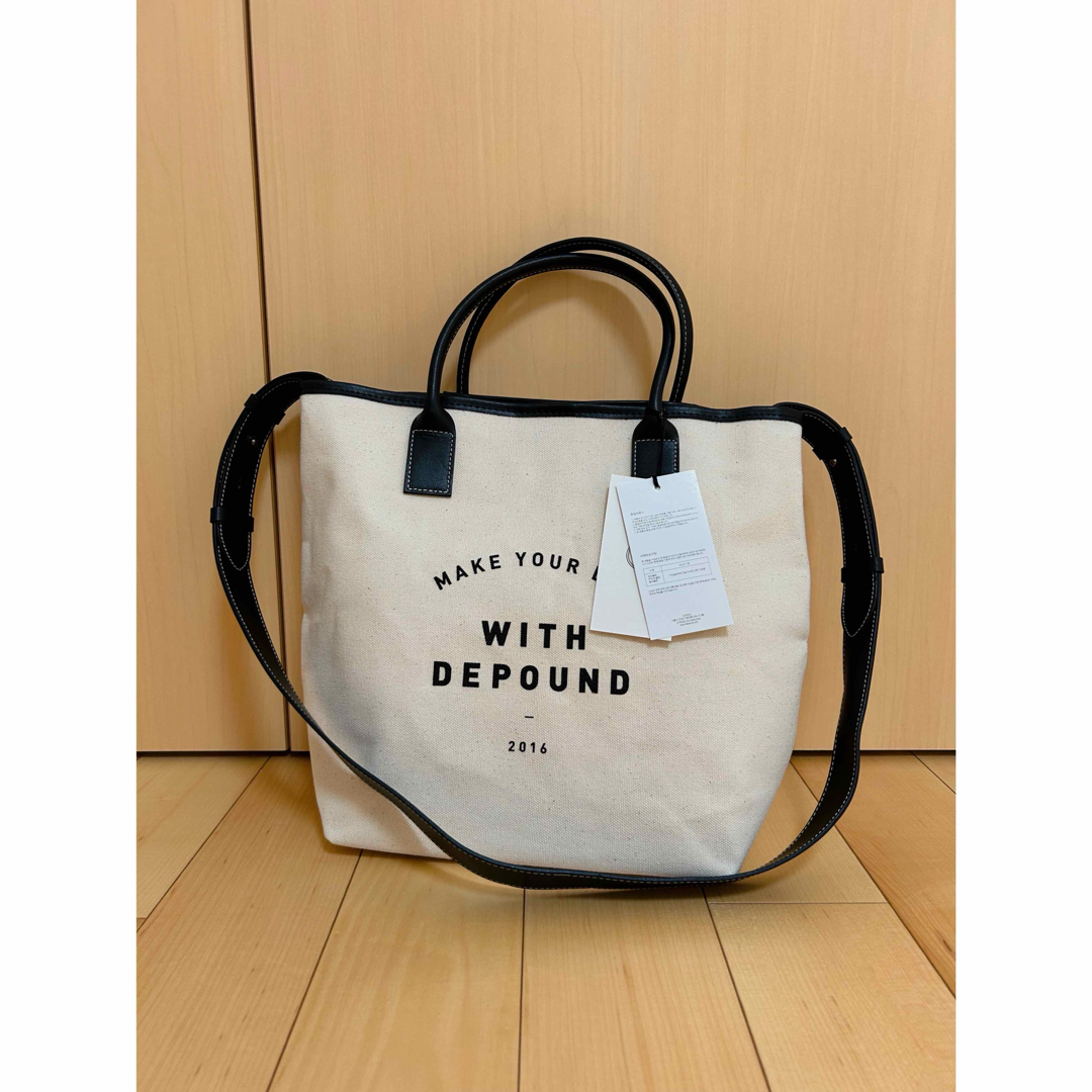 【depound】2wayロゴトートバッグ M 新品未使用 完売 レディースのバッグ(ショルダーバッグ)の商品写真