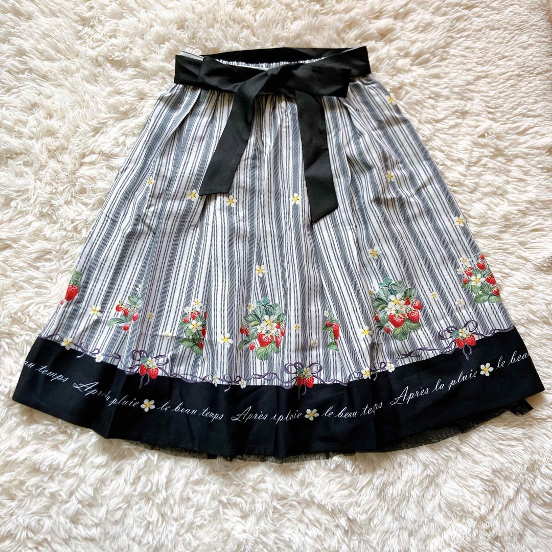 axes femme poetique ストロベリーストライプスカート M | フリマアプリ ラクマ axes femme poetique ストロベリーストライプスカート M | フリマアプリ ラクマ