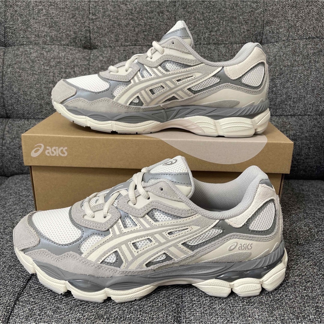 asics(アシックス)のASICS GEL-NYC Cream/Oyster Grey 26.5cm メンズの靴/シューズ(スニーカー)の商品写真